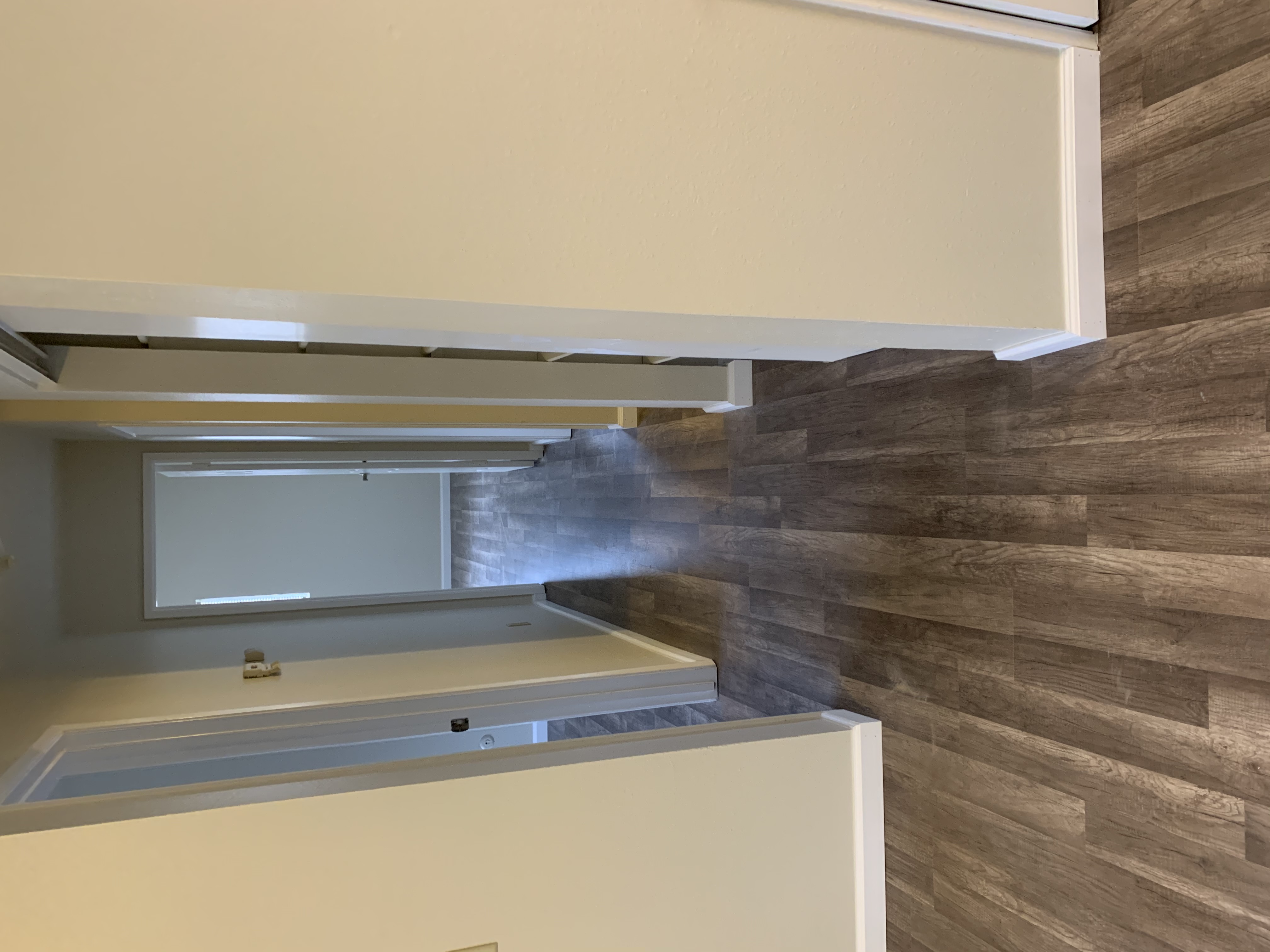 Sacramento — Laminate